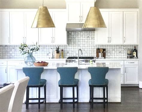 mixing metals in light fixtures